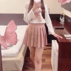 ピンク
