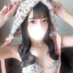巨乳じゃないけど美乳です