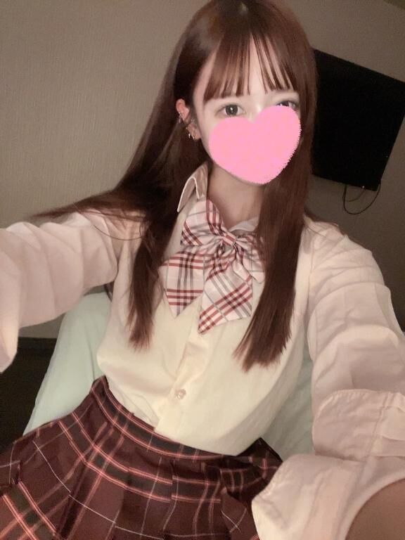 出勤してますあずさです!!