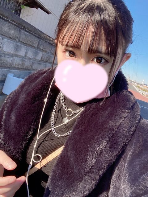 坂井そら 黒髪ロリ系美少女♪