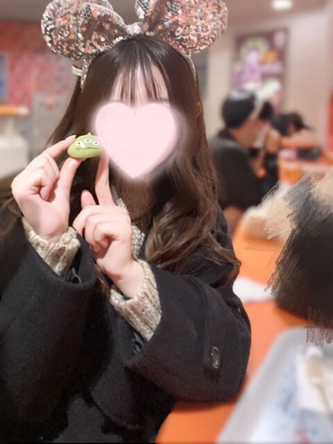雫ひなり